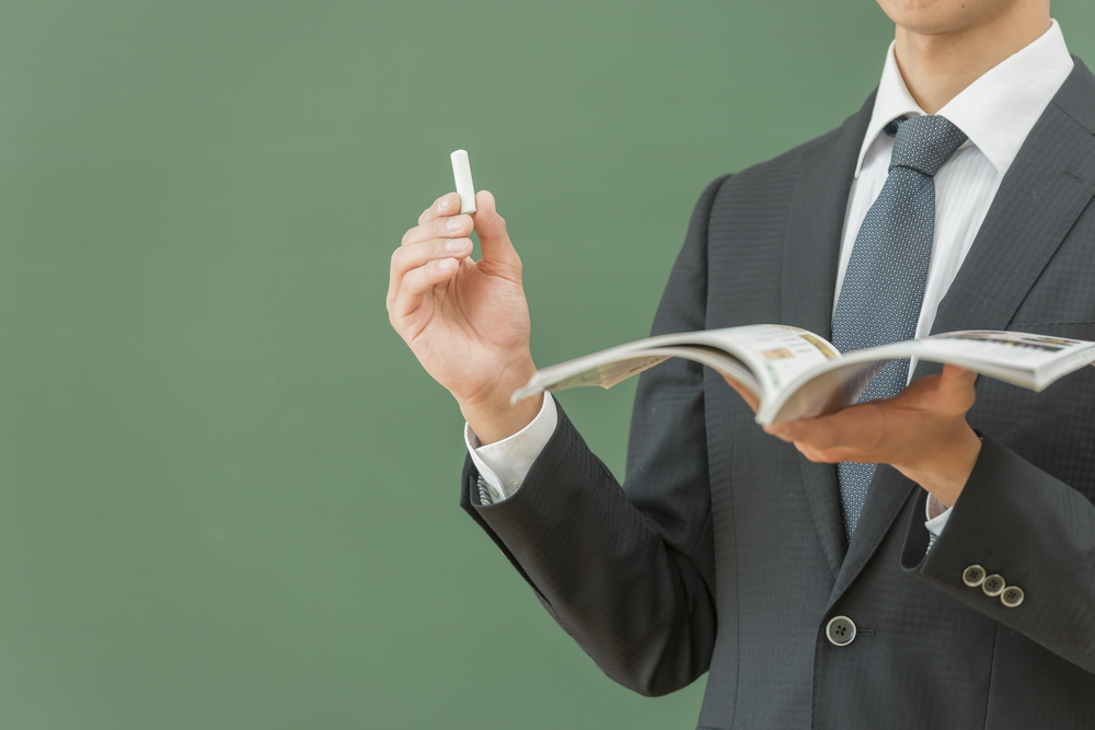 塾講師への転職における注意点と成功のコツ。やりがいと現実のバランスを見極めよう
